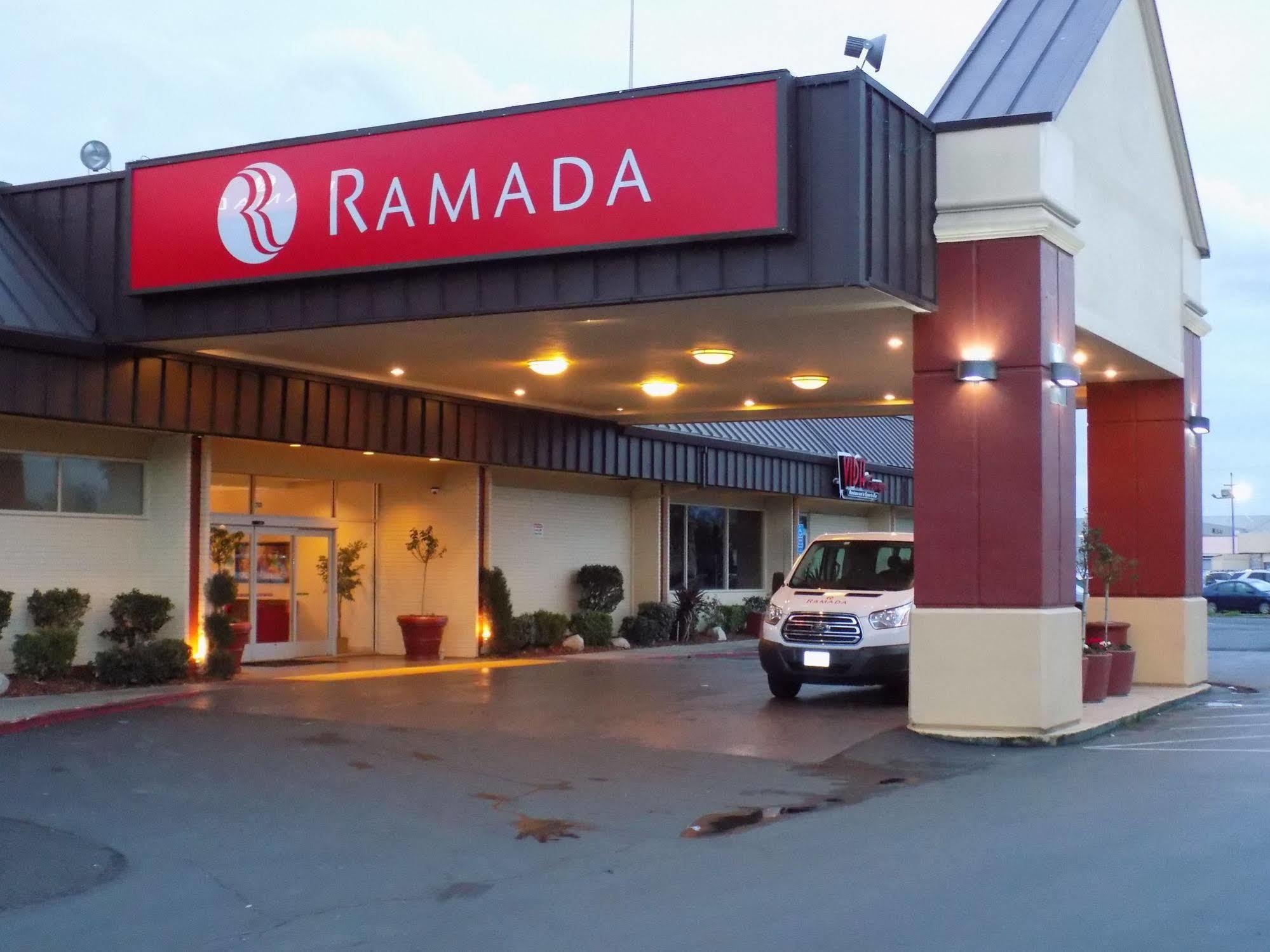 Ramada By Wyndham Sacramento Hotel Kültér fotó